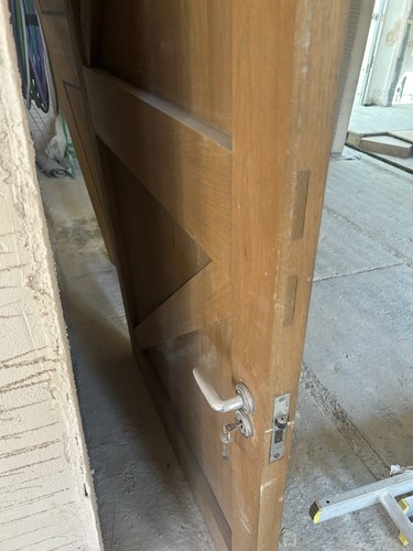 Single wooden garage door - wooden,